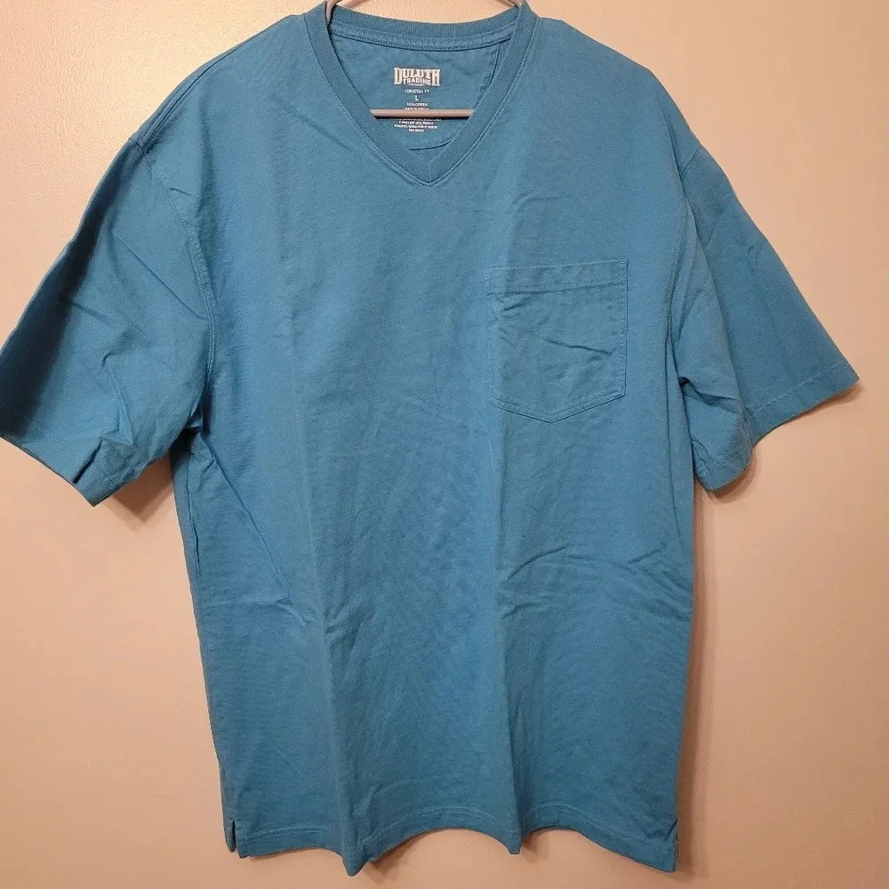 **4/$20 TEES**Duluth trading co vneck men's large LOT-R1